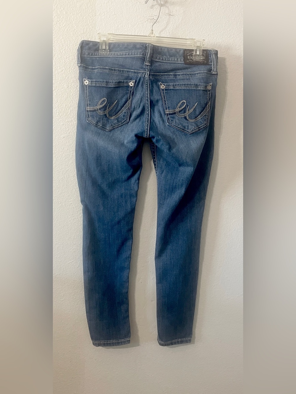 Express Low Rise Legging Stretch Skinny Jeans | Medium Wash | Size 6 - Picture 3 of 6